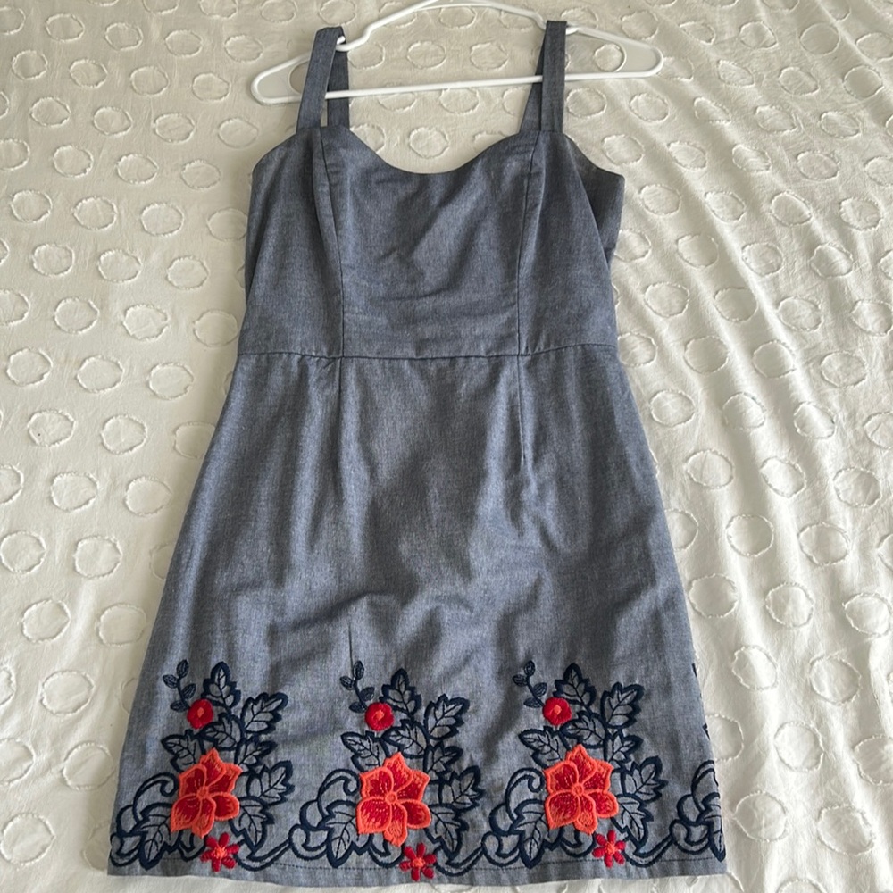Francesca’s Summer mini dress